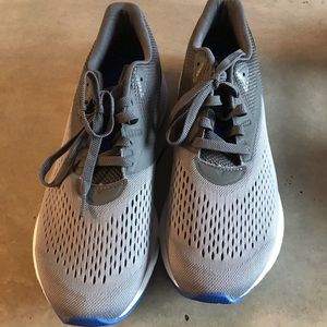 Men’s Size 13 New Balance New